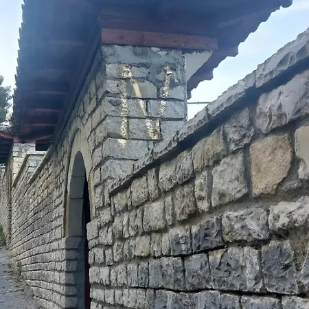 Niku Homestay منزل للإقامة *